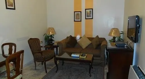 Rotanah Residence Apartments Cidde 3*,
